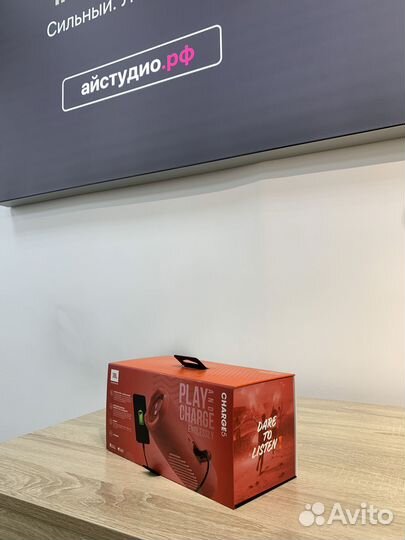 Акустическая система JBL Charge 5 Red