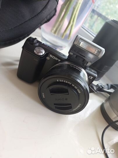 Продам беззеркальный фотоаппарат Sony nex 5