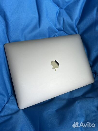 Apple MacBook air 13 m1 8gb 256gb