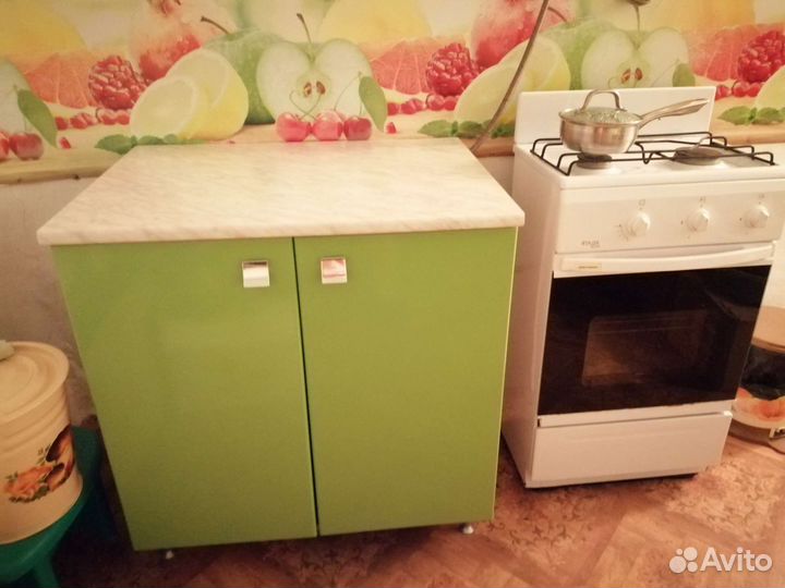 Газавая плита и тумба