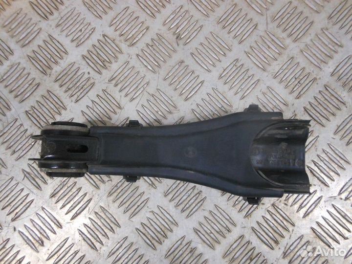 Рычаг задней подвески нижний Мерседес 246