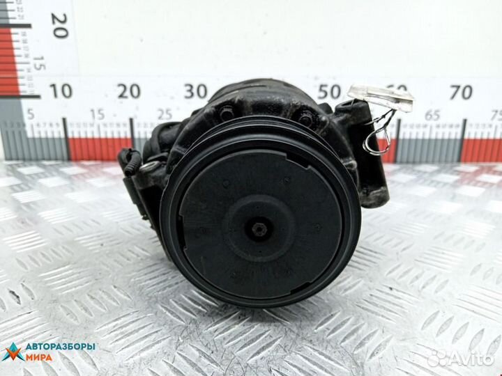 Компрессор кондиционера Volkswagen Phaeton 2008