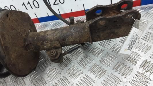 Стойка передняя правая toyota corolla E12 (ENI29N5