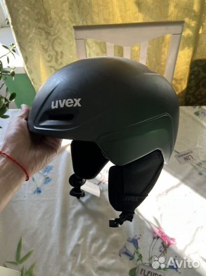 Горнолыжный шлем