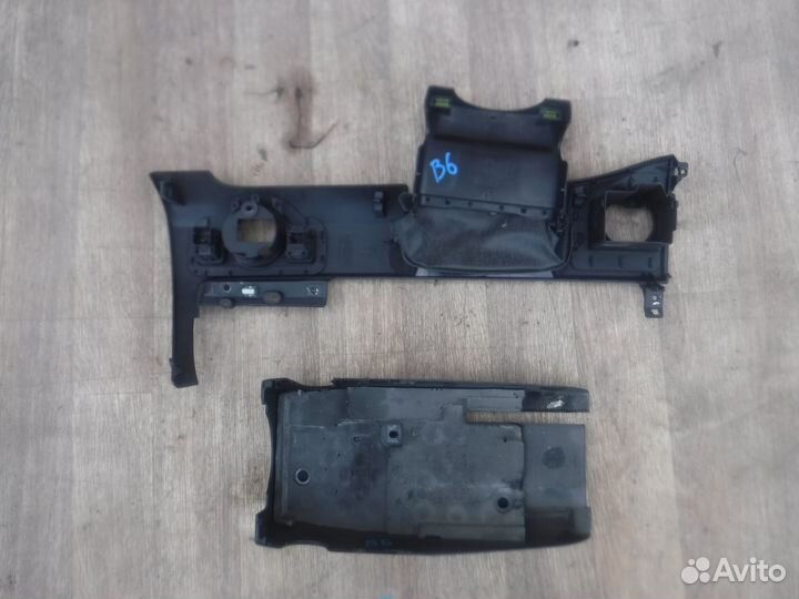 Накладка подрулевая volkswagen Passat B6 2009