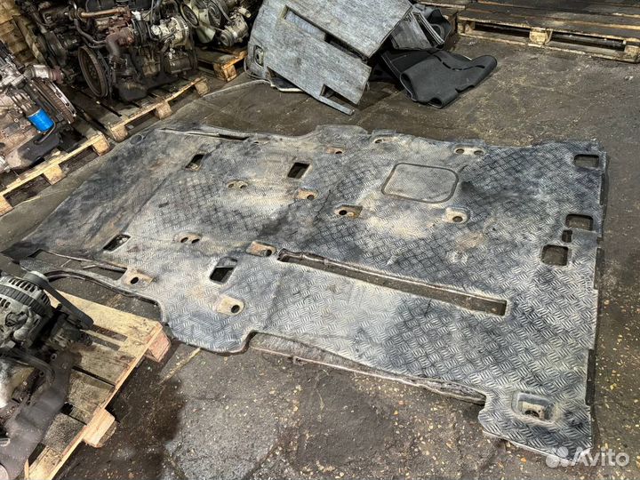 Напольное покрытие для Hyundai Grand Starex