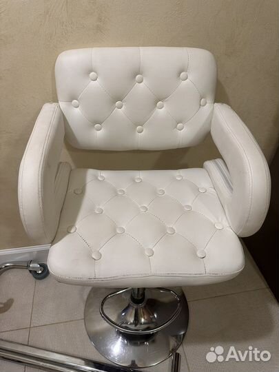 Стул для визажиста