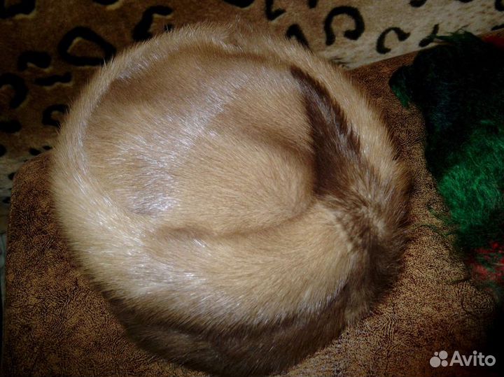 Отдадим даром шапку и шарф