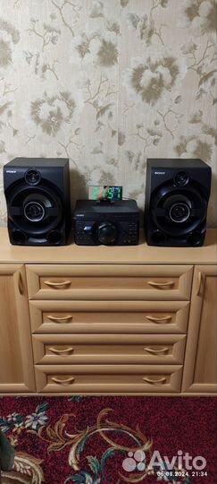 Музыкальный центр sony m60D