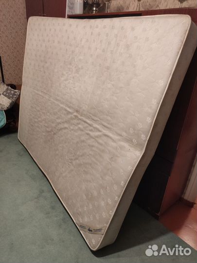 Матрас 160х200 бу