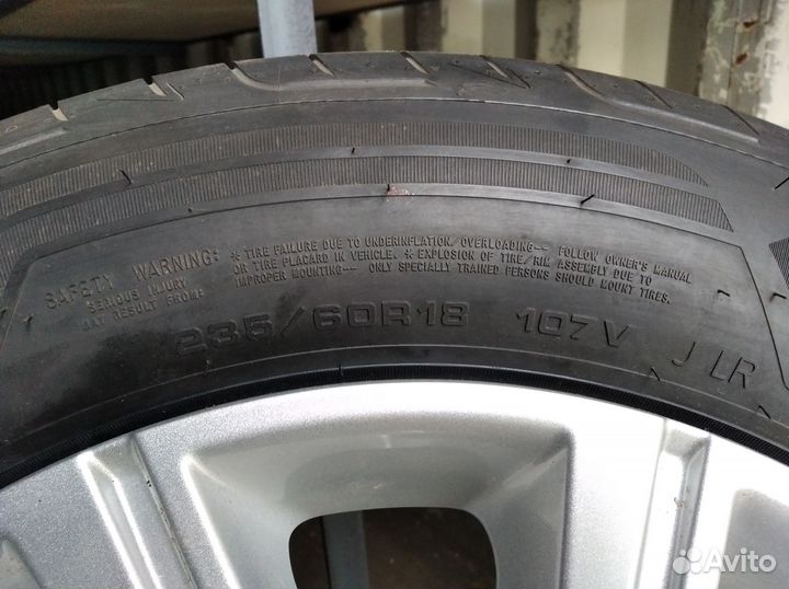 R18 Goodyear Eagle F1 Asymmetric 3 235/60, PCD 5x108 DIA 63.4