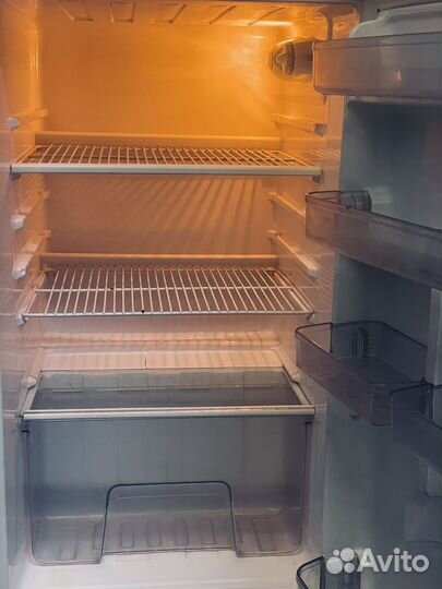 Холодильник маленький