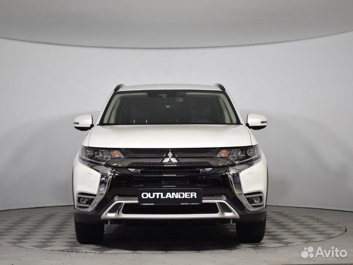 Mitsubishi Outlander 2.0 CVT, 2022