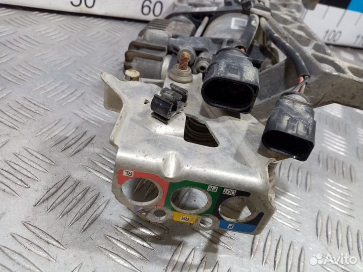 Б/У Компрессор пневмодовески Touareg#001