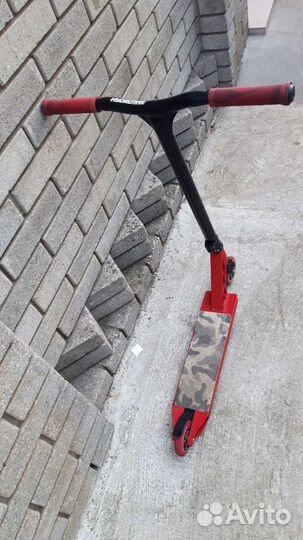 Самокат трюковой