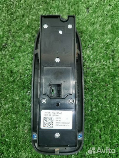 Блок управления стеклоподъемниками Ford Kuga 1 2.5