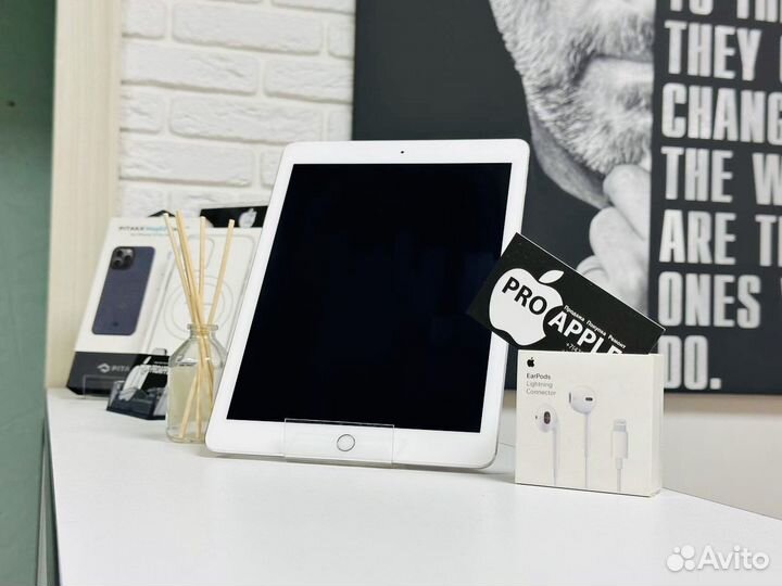 Apple iPad Air 2 64Gb LTE RU/A гарантия