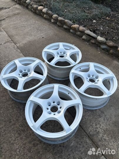 Легкие диски R15 на Ваз 4х98