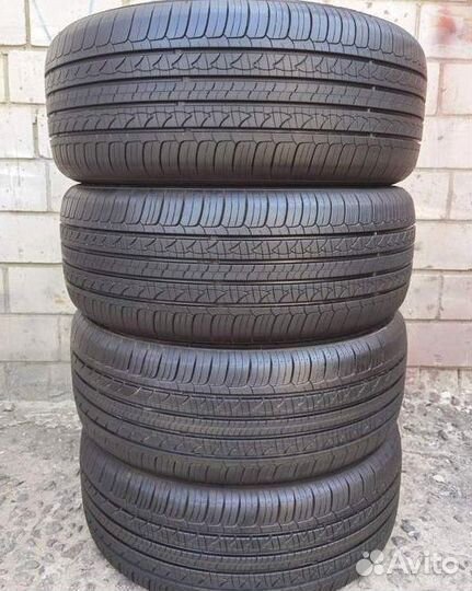 Nexen N'Priz AH8 215/55 R17 94V