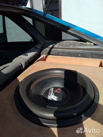 Сабвуфер урал tt 15