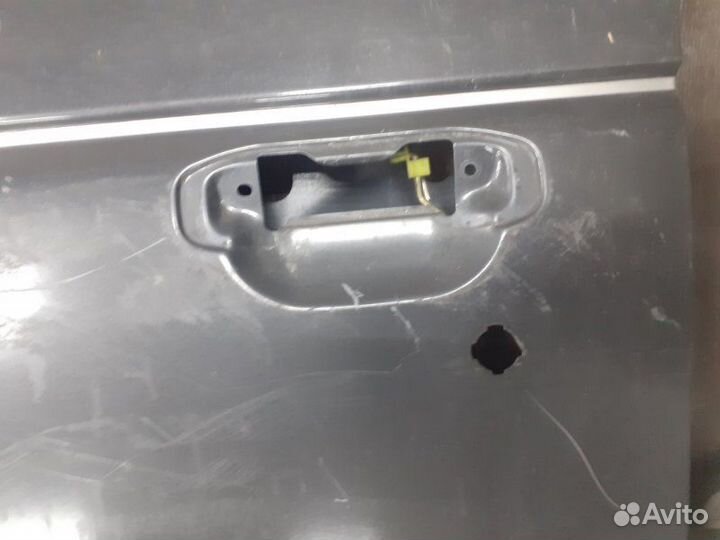 Дверь передняя левая Mitsubishi Pajero V14C 4D56