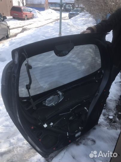 Крышка багажника Хонда Фреед