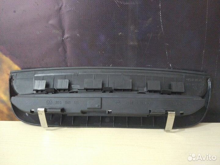 Стоп-сигнал Volkswagen Passat B5 APR 2000