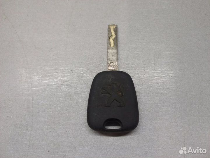 Замок зажигания Peugeot 301 2012