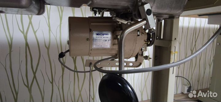 Швейная машинка Gemsy