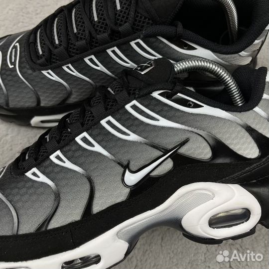 Кроссовки Nike Air Max TN Plus новые оригинал