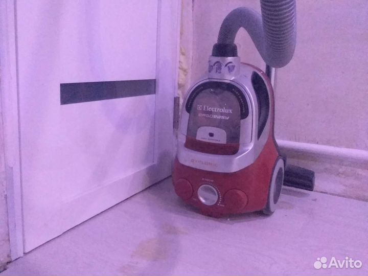 Пылесос Electrolux