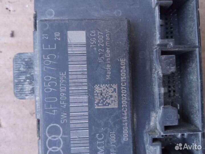 Audi A6 C6 блок комфорта