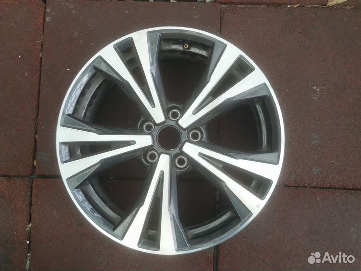 Диски R 18 Nissan