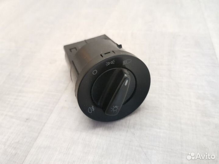 Переключатель света Skoda Fabia 2 1.2 CGP 2012