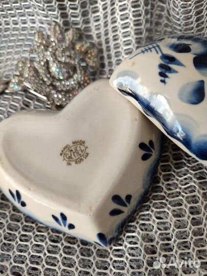 Шкатулка сердце. Гжель