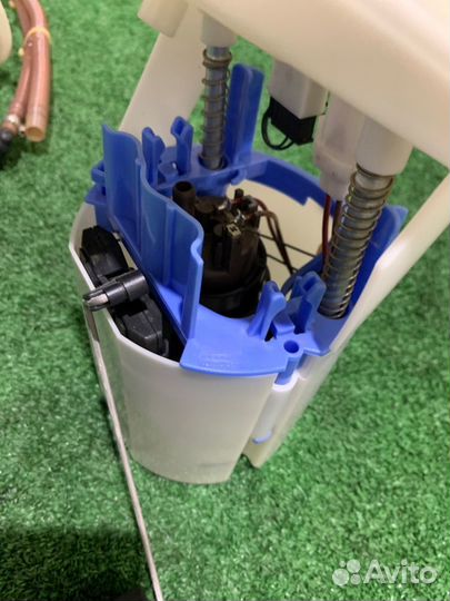 Бензонасос Mercedes-Benz E-Class W212 272980 2010