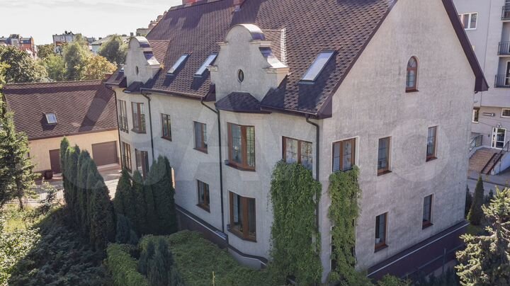 Таунхаус 385 м² на участке 6 сот.