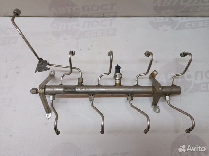 Топливная рампа Porsche Cayenne Turbo 957 M48.51