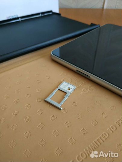 Планшет honor pad v6