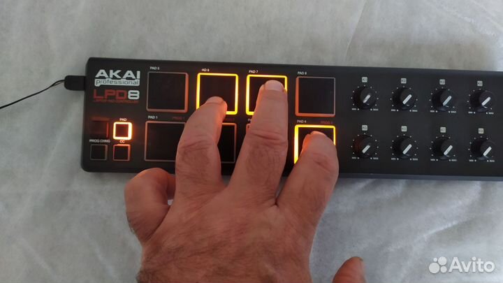 Midi-контроллер Akai pro LPD8
