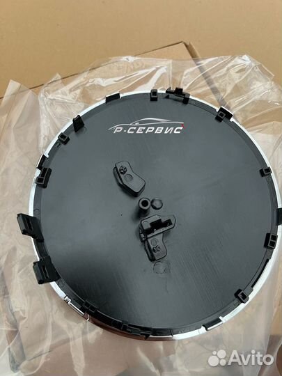 Эмблема на решетку радиатора Мерседес w213