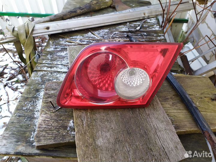 Задний правый фонарь мазда 6 gg USA