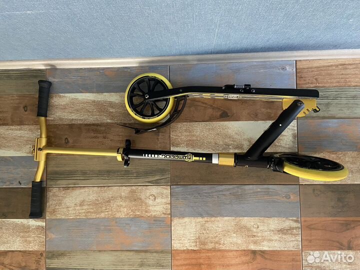 Самокат взрослый jogger 210