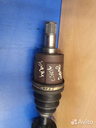 Привод левый Хонда Цивик гибрид 1.3 л