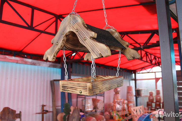 Кормушки для белок и птиц, скворечники