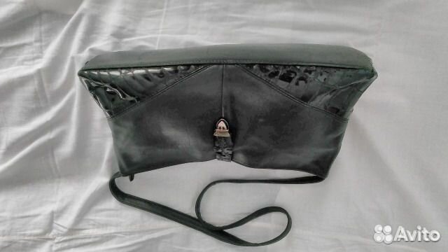 Продаю женскую кожанную сумку