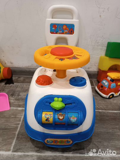 Машинка каталка толокар