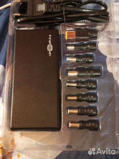 Универсальный адаптер для ноутбука