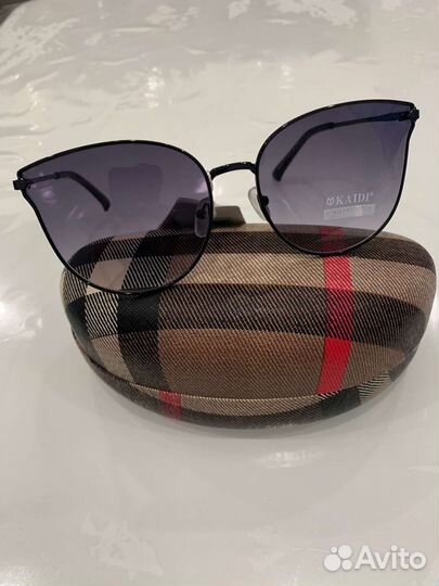 Солнцезащитные очки женские новые