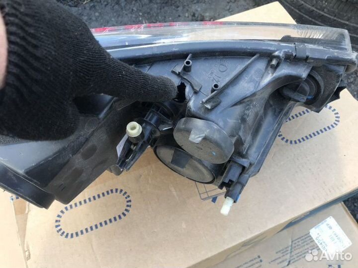 Фара левая Лада Ларгус